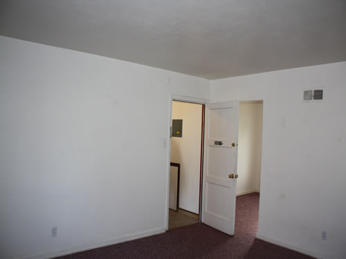 Pictures of a one-bedroom at The Elysian Apartments, 406 Ponderosa Court, apartment  202 in Moscow, Id