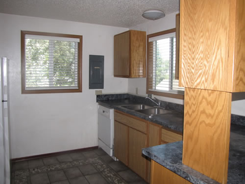 A three-bedroom apartment at The 1270 Hillside Duplex, Lower, Pullman WA 99163