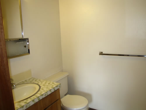 A one-bedroom at The Lamont Apartments, apt. 11, 1810 Lamont Street, Pullman, Wa