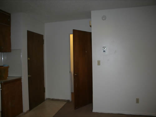 One-bedroom at The Zephyr Apartments, 410 S. Lilly, apt 10, Mowcow Id 83843