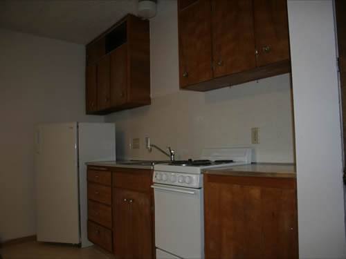 One-bedroom at The Zephyr Apartments, 410 S. Lilly, apt 10, Mowcow Id 83843