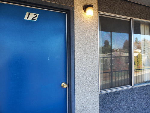 Entry to apartment