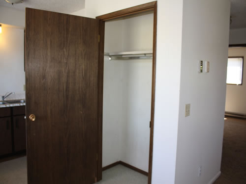A two-bedroom at The Valley View Apartments, 1325 Valley Road NE, apartment 40 in Pullman, Wa