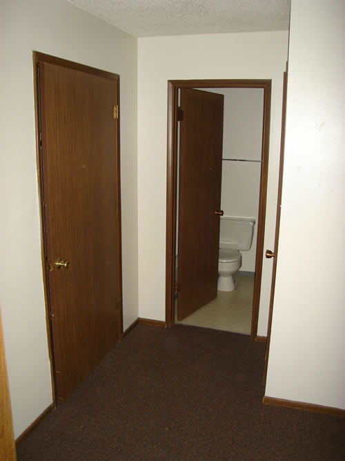 Picture of apartment 63, a two-bedroom at The Valley View Apartments, 1325 Valley Road in Pullman, Wa